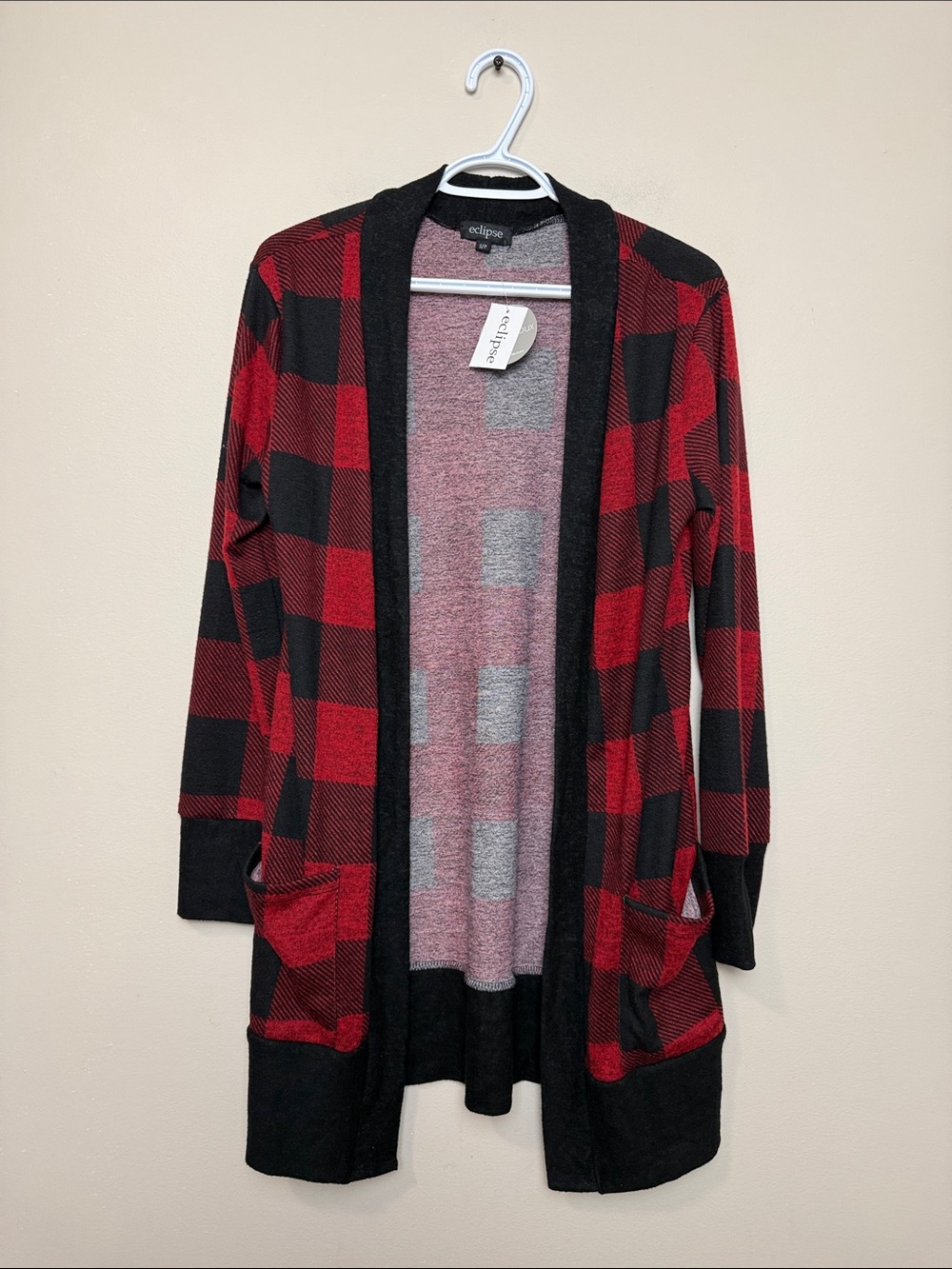 Eclipse Red & Black Plaid Open-Front supersoft Cardigan size S